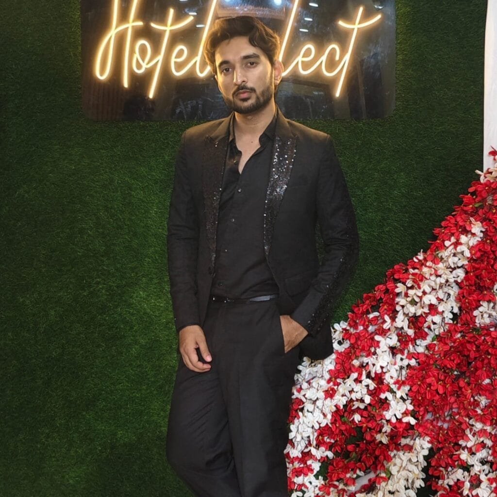 Mohsin Nawaz actor to entrepreneur transformation journey... Mohsin nawaz Mohsin nawaz Actor Actor mohsin nawaz