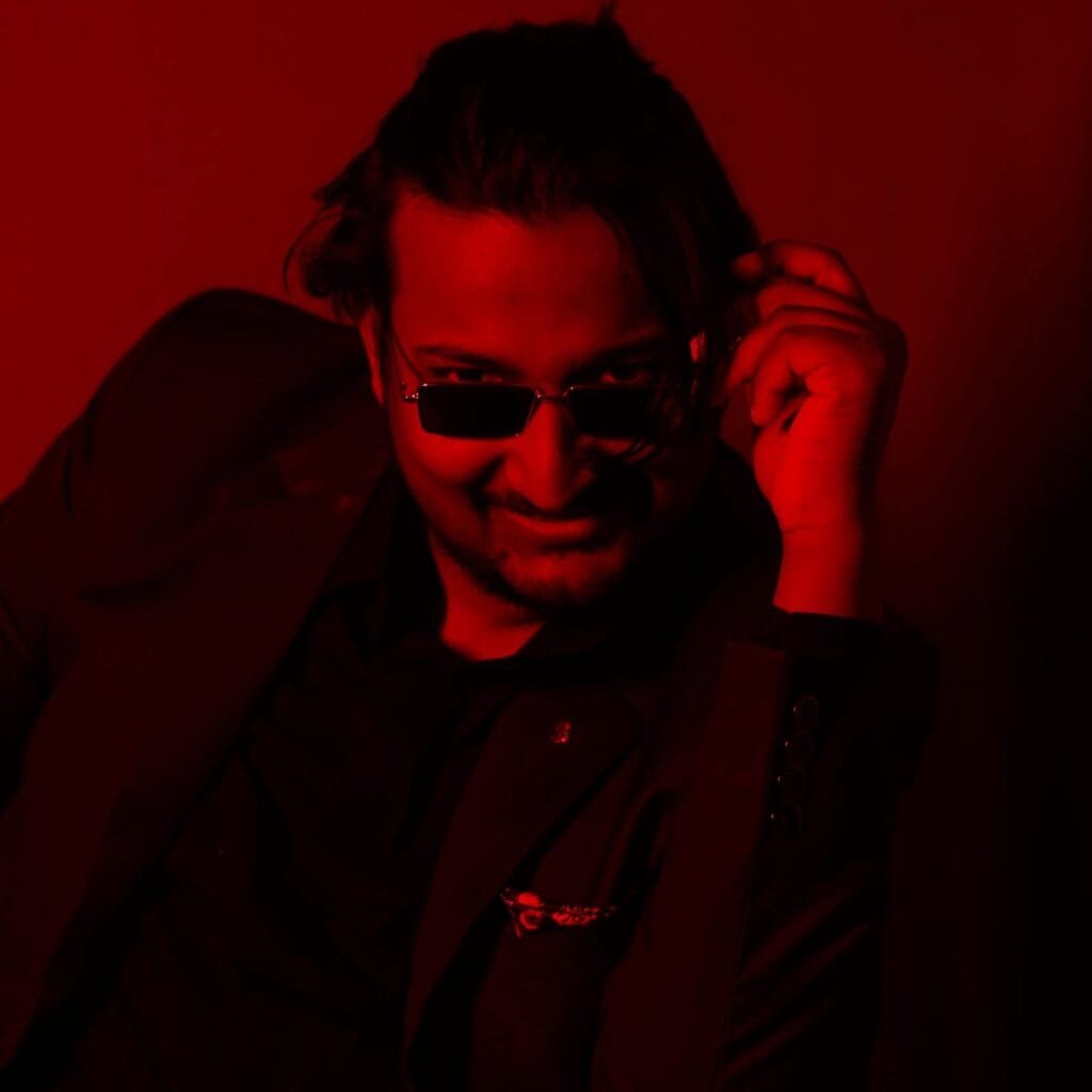 Saqulain Mustak bachelor, modeling and filmmaking know journey...